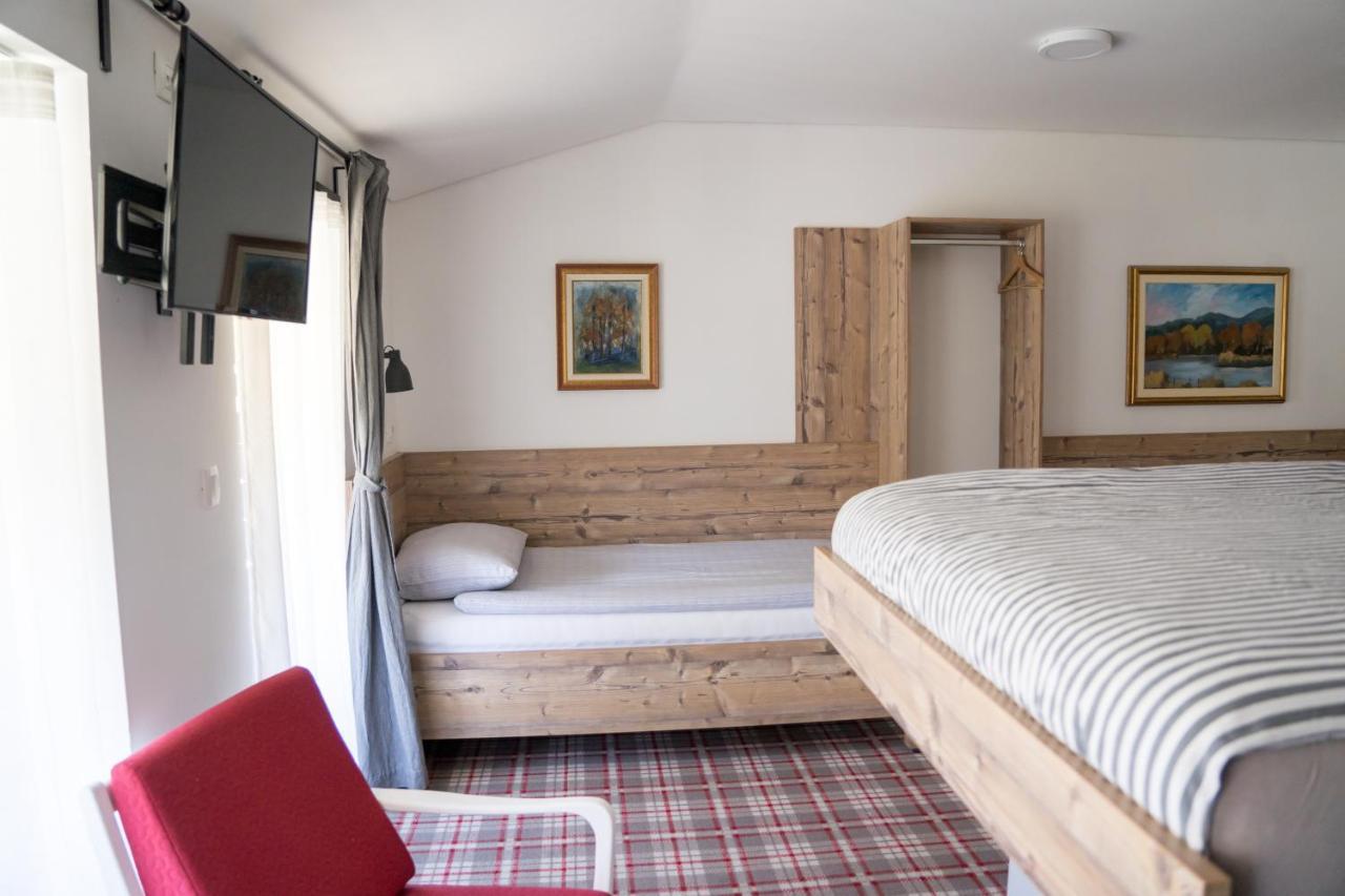 Hisa Poljana Rooms Prevalje Екстериор снимка