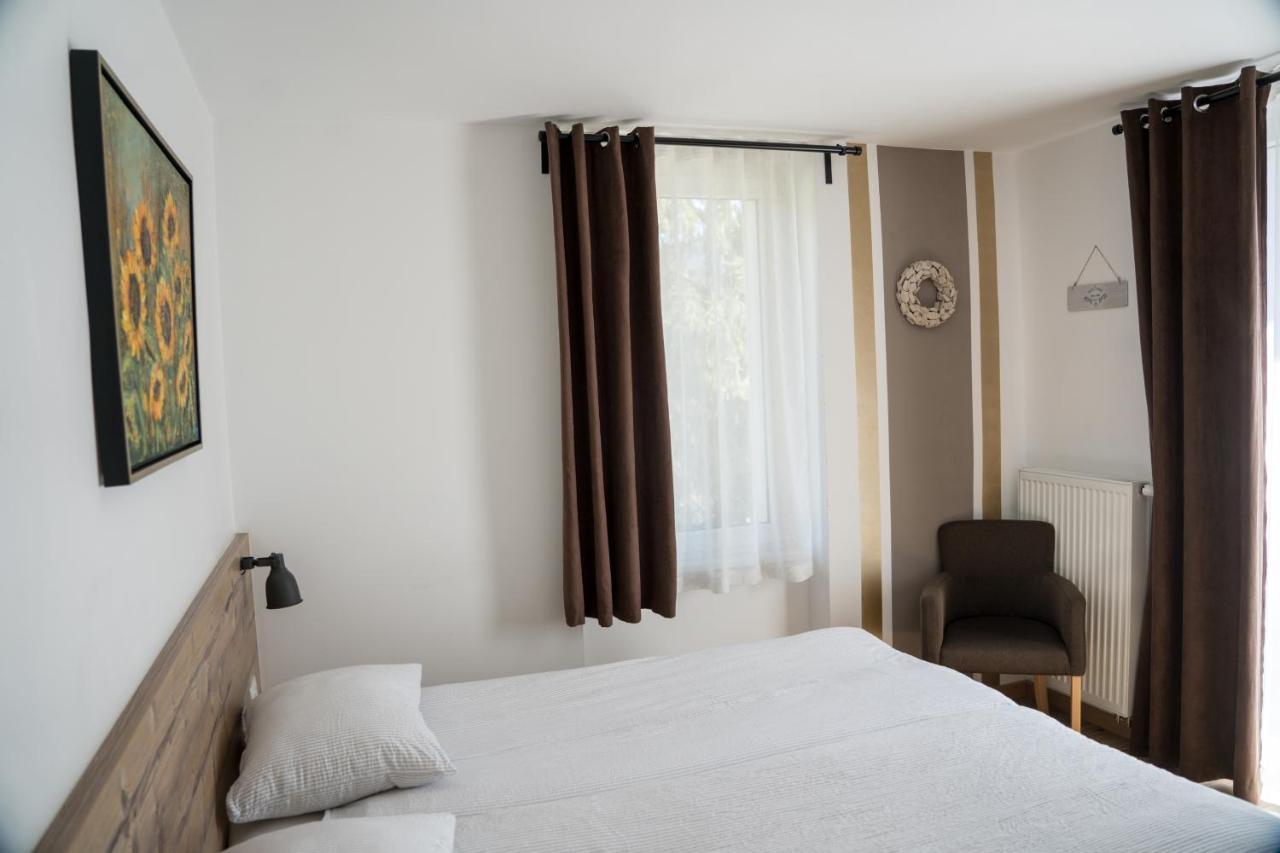 Hisa Poljana Rooms Prevalje Екстериор снимка